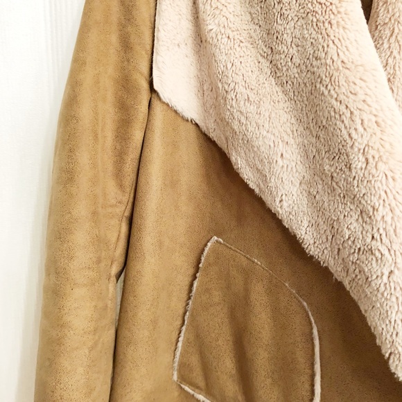 ✖️SOLD✖️ Zara Shearling and Suede Brown Jacket - Picture 4 of 6